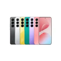 Gros plan sur le triple capteur de la caméra arrière du Hot 60 Pro, mettant en évidence le capteur principal de 108MP, le flash, le design épuré et ses différentes couleurs