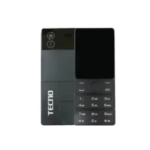 Téléphone Tecno T315 noir, vue de face montrant le clavier et le grand écran. Le design est compact et moderne, avec une finition bicolore sur la face arrière visible