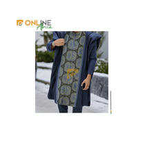 Tissu agbada traditionnel bleu avec broderies géométriques élégantes