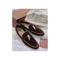 Semelle antidérapante des chaussures Loro Piana vue de dessous