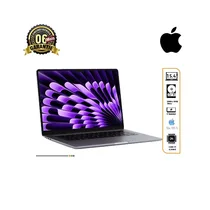 MacBook Pro 2015 15,4 pouces ouvert sur bureau moderne