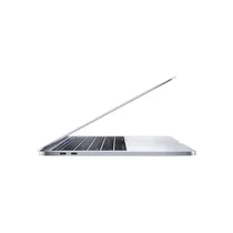Vue latérale du MacBook Pro montrant ports USB-C et finition aluminium