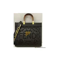 Sac-à-main-Fendi-Roma-Femme-Cuir-Noir-Bandoulière-Iconique