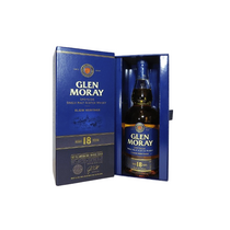 Gros plan sur l'étiquette du Glen Moray 18, soulignant le taux d'alcool de 47.2% vol. et la mention Single Malt