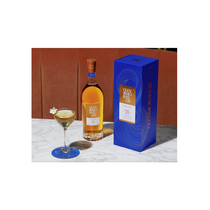 Gros plan sur le logo et la mention '18 Years Old' sur le Macallan, montrant l'âge du Single Malt