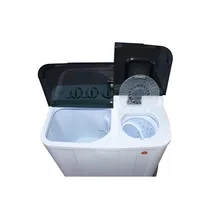 Vue des bacs ouverts de la Machine à laver semi-automatique Binatone 7kg BWM-070B