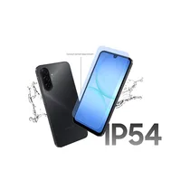 Présentation de l'effect waterproof du smartphone Galaxy A17