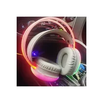 Casque audio PG580 en usage avec smartphone et effets lumineux