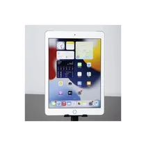 Vue arrière de l’iPad gris sidéral avec logo Apple brillant