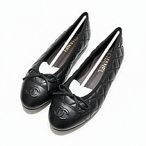 Ballerines CHANEL à motif matelassé Style Intemporel – Couleurs : noir, beige noir, blanc noir- Pointures 37/40