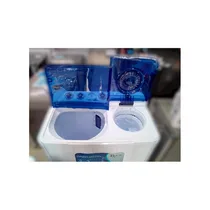 Vue de la Machine à laver semi-automatique Roch RMW-12TT 12kg ouverte