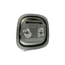 Connectiques Bluetooth USB SD AUX Oscar 06D33