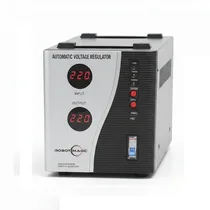 Régulateur de tension Robot Magic avec double affichage digital et plage d'entrée 100-260V.