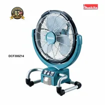 Ventilateur Makita 18V rafraîchissant un ouvrier dans un atelier.