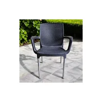 Chaise plastique robuste pour intérieur et extérieur