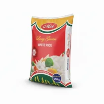 Gros plan sur l'étiquette brisure 5% du riz indien Moi.