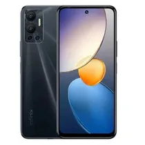 Vue détaillée du smartphone Infinix Hot 12 couleur noir mat.