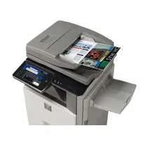 Vue avant de la Sharp MX-M565 avec écran tactile couleur