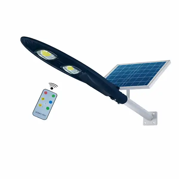Lampadaire solaire LED 80W CCLAMP CL-380 avec panneau solaire haute performance.