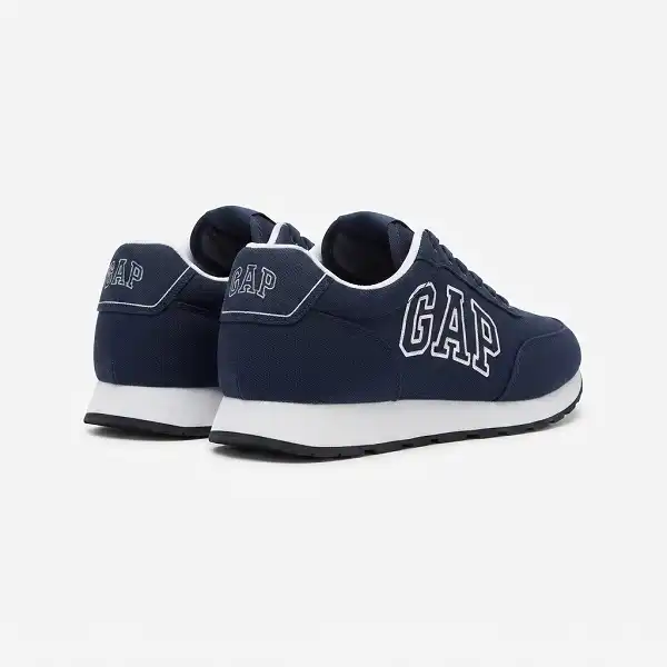 Détail de la semelle antidérapante des chaussures Gap Nashville bleu.