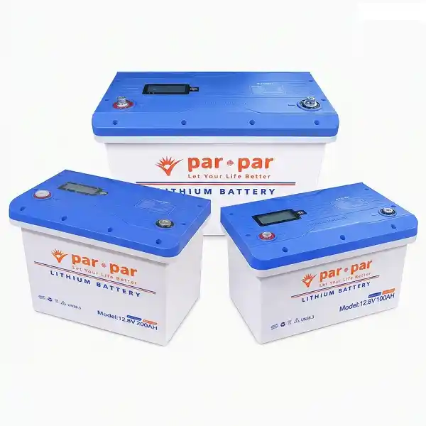 Batterie Lithium LiFePO4 PAR PAR 12,8V vue de face avec écran LCD intégré