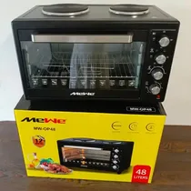 Four multifonction MEWE 1600W installé dans une cuisine moderne.