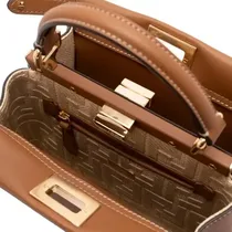 Sac à main femme marron style Peekaboo avec finition Sellier