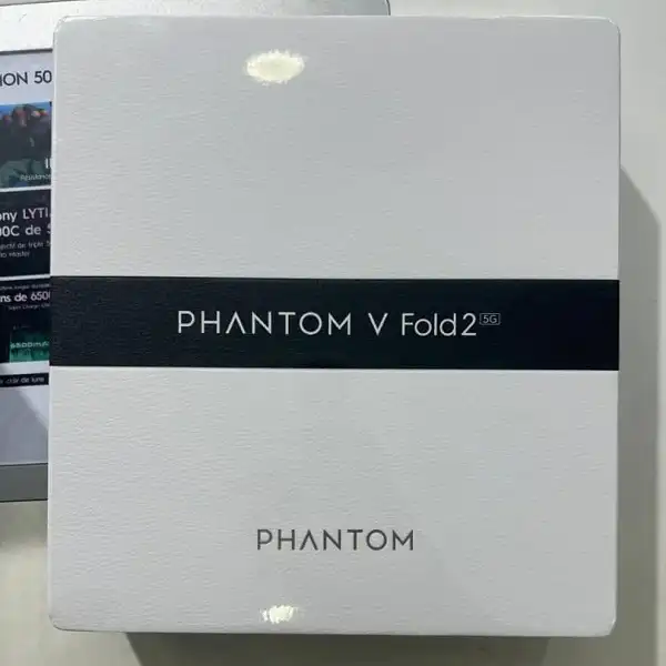 Tecno Phantom V Fold2 5G 512 Go avec écran AMOLED