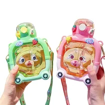 Vue de face de la Gourde Transparente Couleur avec son bouchon fermé