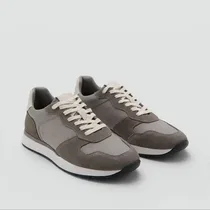 Vue de profil des tennis MNG en cuir pointure 44